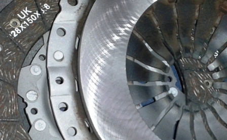 powierzchnia cierna w kole dwumasowym